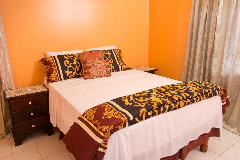 Perfect Vacation Villa มอนเทโกเบย์ ภายนอก รูปภาพ